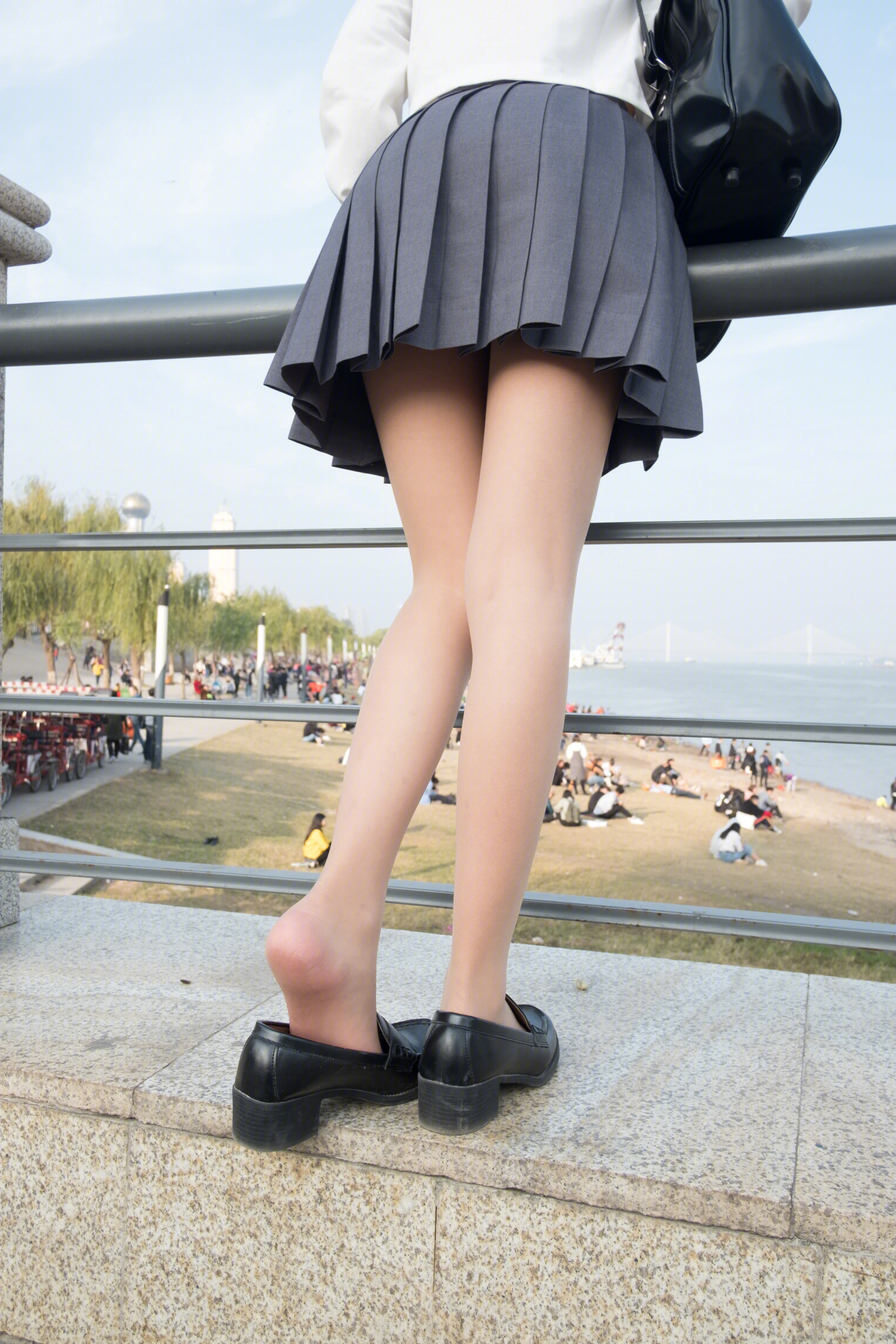 森萝财团 BETA-009 [44P]插图
